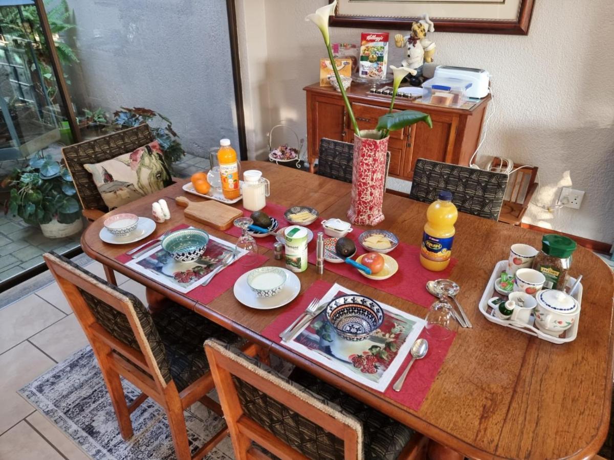 Epicure Home Guesthouse Хайделберг Екстериор снимка